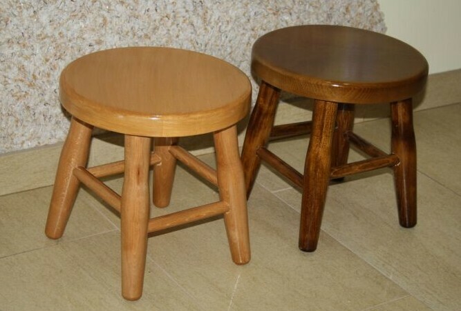 Buková stolička o výšce 31 cm (Barva dřeva: Dub)